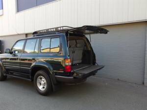 Image 74/99 de Toyota Land Cruiser J80 (1994)