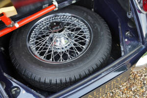 Image 13/50 of Jaguar XK 140 SE DHC (1956)