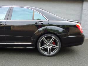 Bild 33/100 von Mercedes-Benz S 500 (2008)