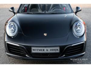 Bild 21/38 von Porsche 911 Carrera 4S (2016)