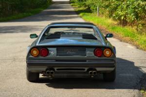 Bild 13/49 von Ferrari 308 GTS Quattrovalvole (1985)