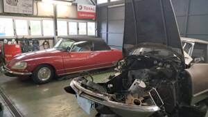 Image 30/36 of Citroën DS 23 Pallas IE (1973)