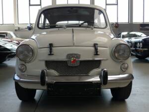 Image 29/29 of SEAT 600 D (1972)