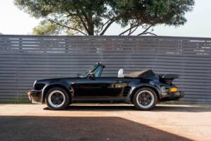 Imagen 9/60 de Porsche 911 Carrera 3.2 (WTL) (1988)