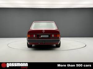 Image 7/15 of Mercedes-Benz 190 E 2.0 (1992)