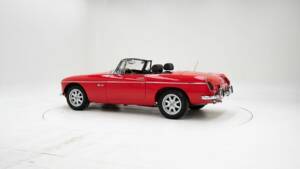 Image 4/15 of MG MGB (1973)