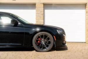 Image 24/50 de Chrysler 300 SRT8 (2017)