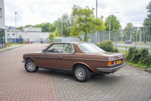 Immagine 5/8 di Mercedes-Benz 280 C (1979)