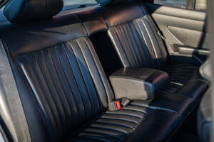 Image 41/44 de Mercedes-Benz 500 SEL (1984)