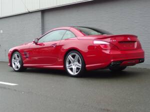 Image 5/99 of Mercedes-Benz SL 63 AMG (2012)