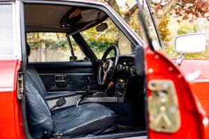 Image 21/39 de MG MGB GT (1972)