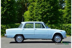 Image 6/50 de Alfa Romeo Giulia 1300 (1967)