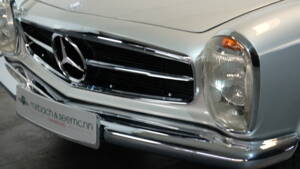 Image 7/35 of Mercedes-Benz 230 SL (1964)