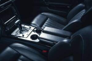 Image 8/15 of Volkswagen Phaeton W12 (2010)