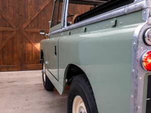 Immagine 44/48 di Land Rover 88 (1963)