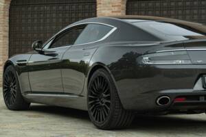 Bild 12/50 von Aston Martin Rapide (2010)