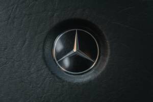 Imagen 32/45 de Mercedes-Benz 190 E (1989)