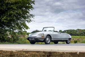 Bild 15/50 von Citroën ID 19 Break (1967)