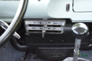 Image 35/50 de Alfa Romeo Giulia 1300 (1967)