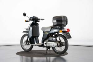 Image 2/44 of Honda SH 50 Fifty (1987)