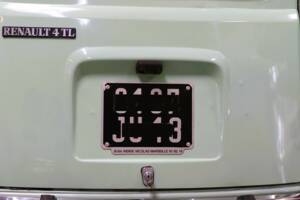 Image 25/33 de Renault R 4 TL (1981)