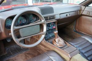 Image 3/50 of Porsche 924 (1981)