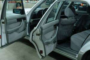Bild 39/50 von Mercedes-Benz 500 SE (1990)