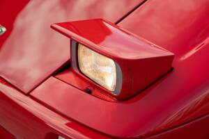 Image 18/50 of Lamborghini Diablo VT (1993)