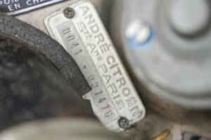 Image 32/43 of Citroën ID 19 Break (1967)