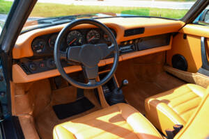 Image 15/25 of Porsche 911 SC 3.0 (1979)