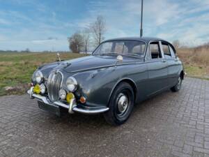Immagine 6/30 di Jaguar 240 (1968)