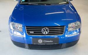Image 17/59 de Volkswagen Passat Variant 4.0 W8 (2004)