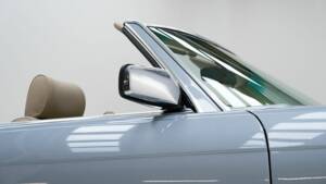 Image 13/15 of Mercedes-Benz 380 SL (1982)