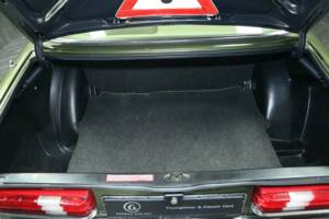 Bild 36/50 von Mercedes-Benz 300 D (1981)