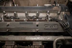Bild 30/31 von Jaguar XJ 6 2.8 (1970)