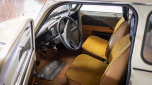 Bild 13/23 von Trabant 601 (1990)