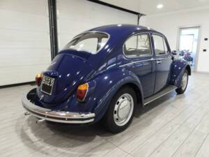 Image 2/10 of Volkswagen Beetle 1200 (1970)