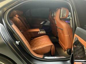 Image 19/50 de BMW i7 eDrive50 (2023)