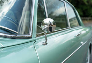 Image 10/22 of Rolls-Royce Silver Cloud III &quot;Chinese Eyes&quot; (1964)