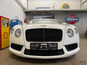 Image 3/20 of Bentley Continental GTC V8 (2012)