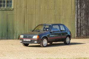 Imagen 24/50 de Peugeot 205 GTi 1.6 (1989)