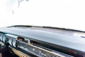 Bild 91/100 von Lincoln Continental Convertible (1965)
