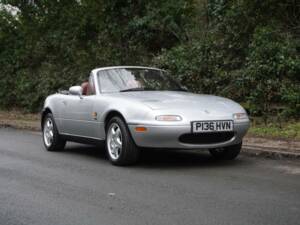 Afbeelding 1/23 van Mazda MX-5 1.8 (1997)