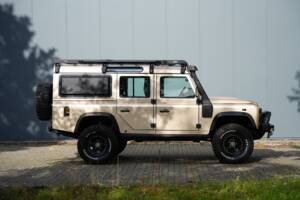 Bild 8/58 von Land Rover Defender 110 (2013)