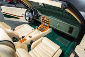 Bild 11/17 von Aston Martin V8 Zagato Volante (1989)