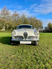 Image 10/32 of Alfa Romeo Giulia 1600 Sprint (1963)