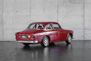 Image 4/41 of Volvo P 122 S (1966)
