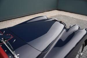 Bild 33/50 von Jaguar XK 120 SE OTS (1954)