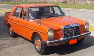 Image 7/23 of Mercedes-Benz 220 D (1973)