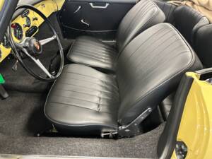 Image 51/101 of Porsche 356 B 1600 (1963)